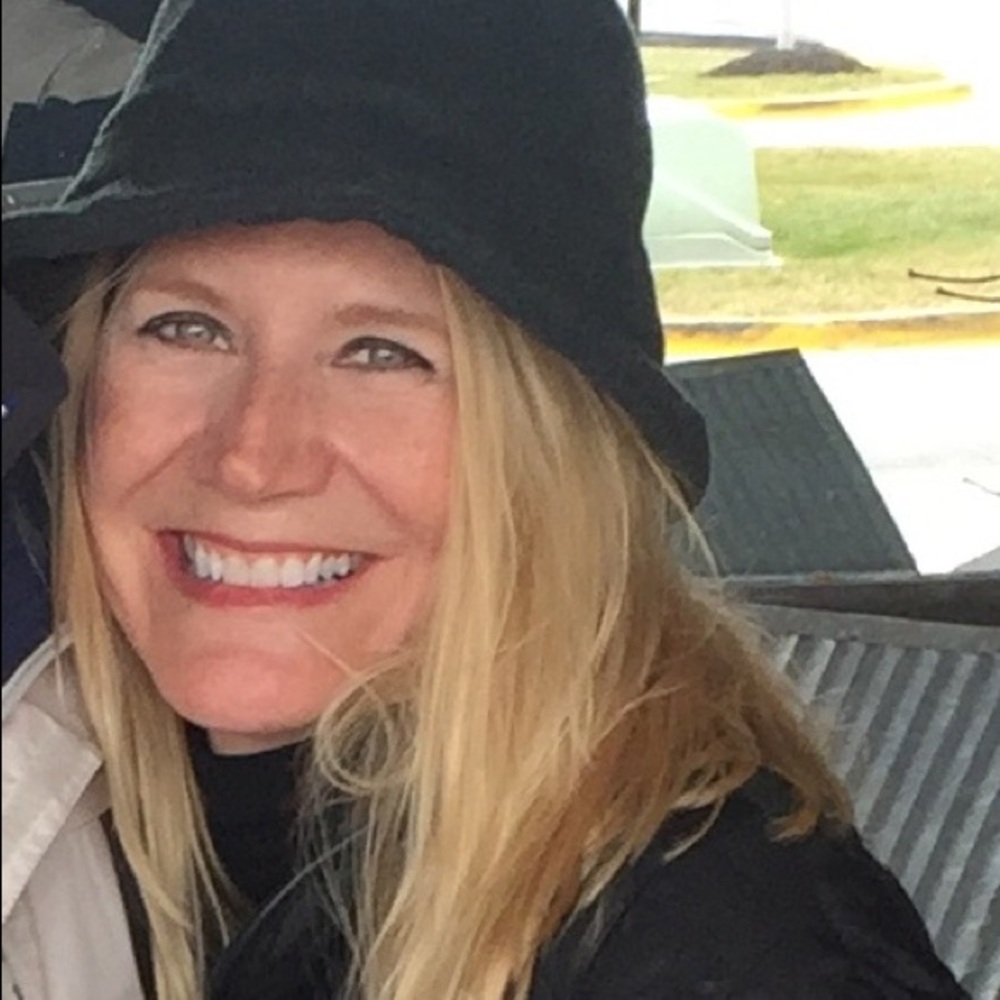 Meet your Posher, Lisa